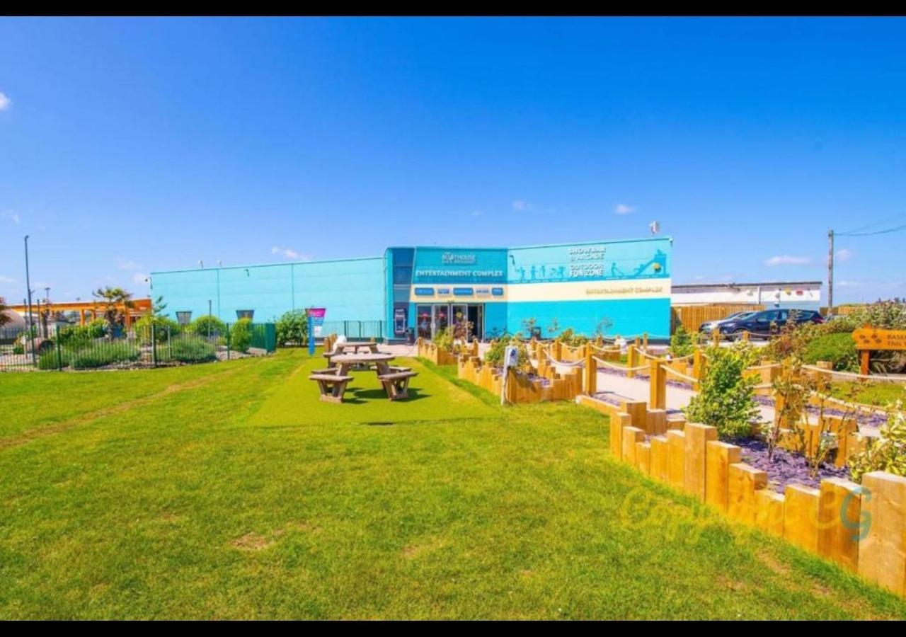 Mp768 - Camber Sands Holiday Park - Huge Lodge - Small Dog Friendly - Sleeps 8 Buitenkant foto