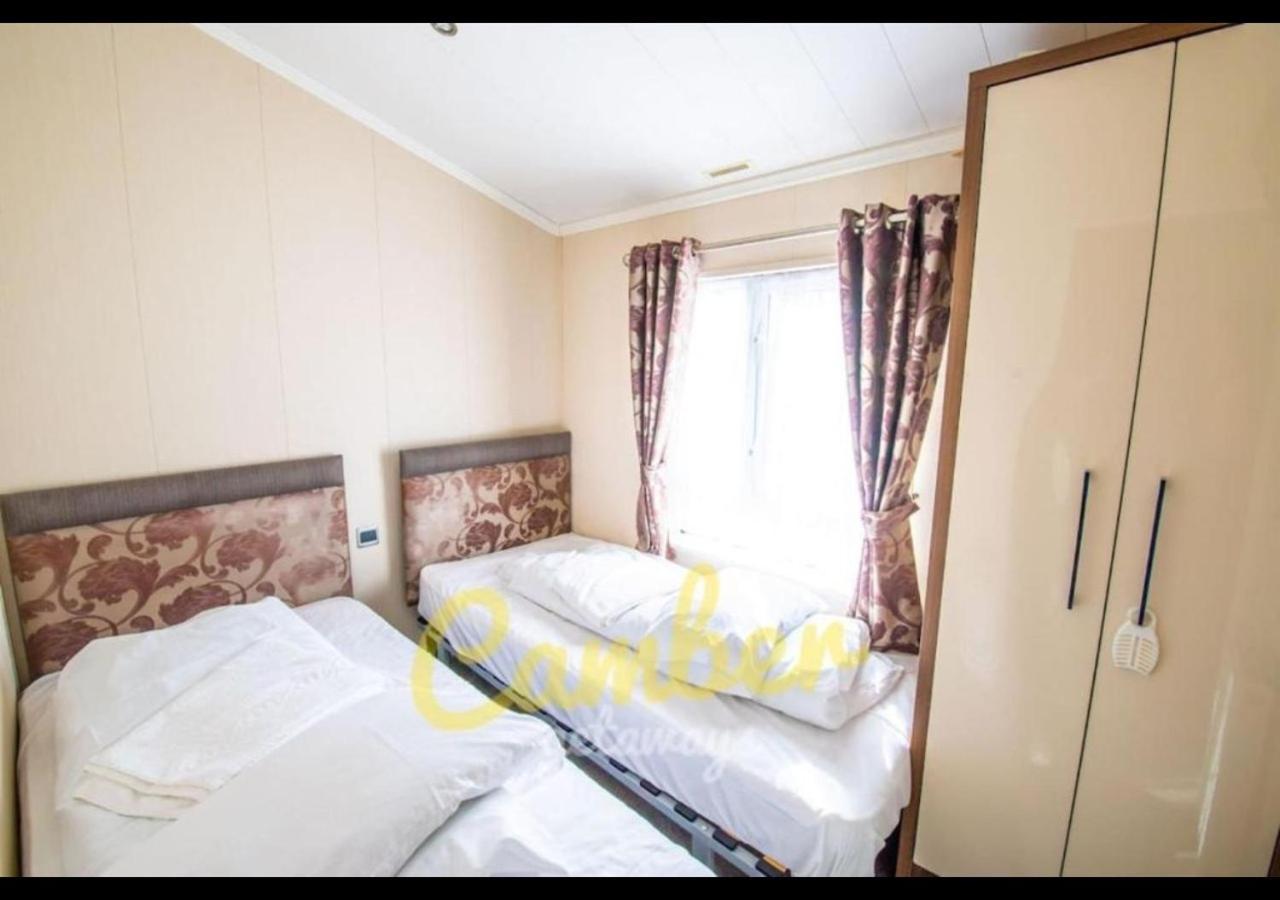 Mp768 - Camber Sands Holiday Park - Huge Lodge - Small Dog Friendly - Sleeps 8 Buitenkant foto