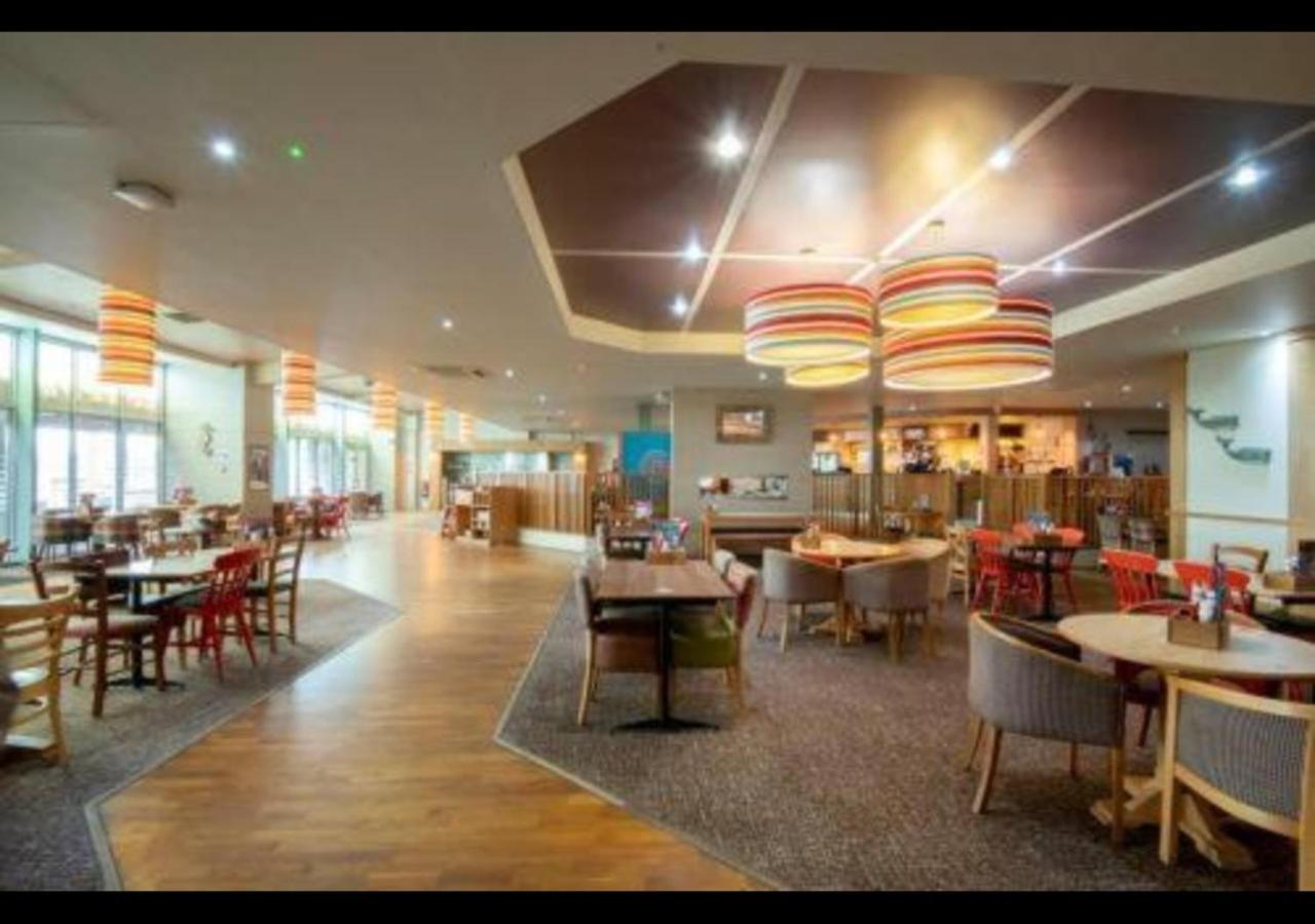 Mp768 - Camber Sands Holiday Park - Huge Lodge - Small Dog Friendly - Sleeps 8 Buitenkant foto