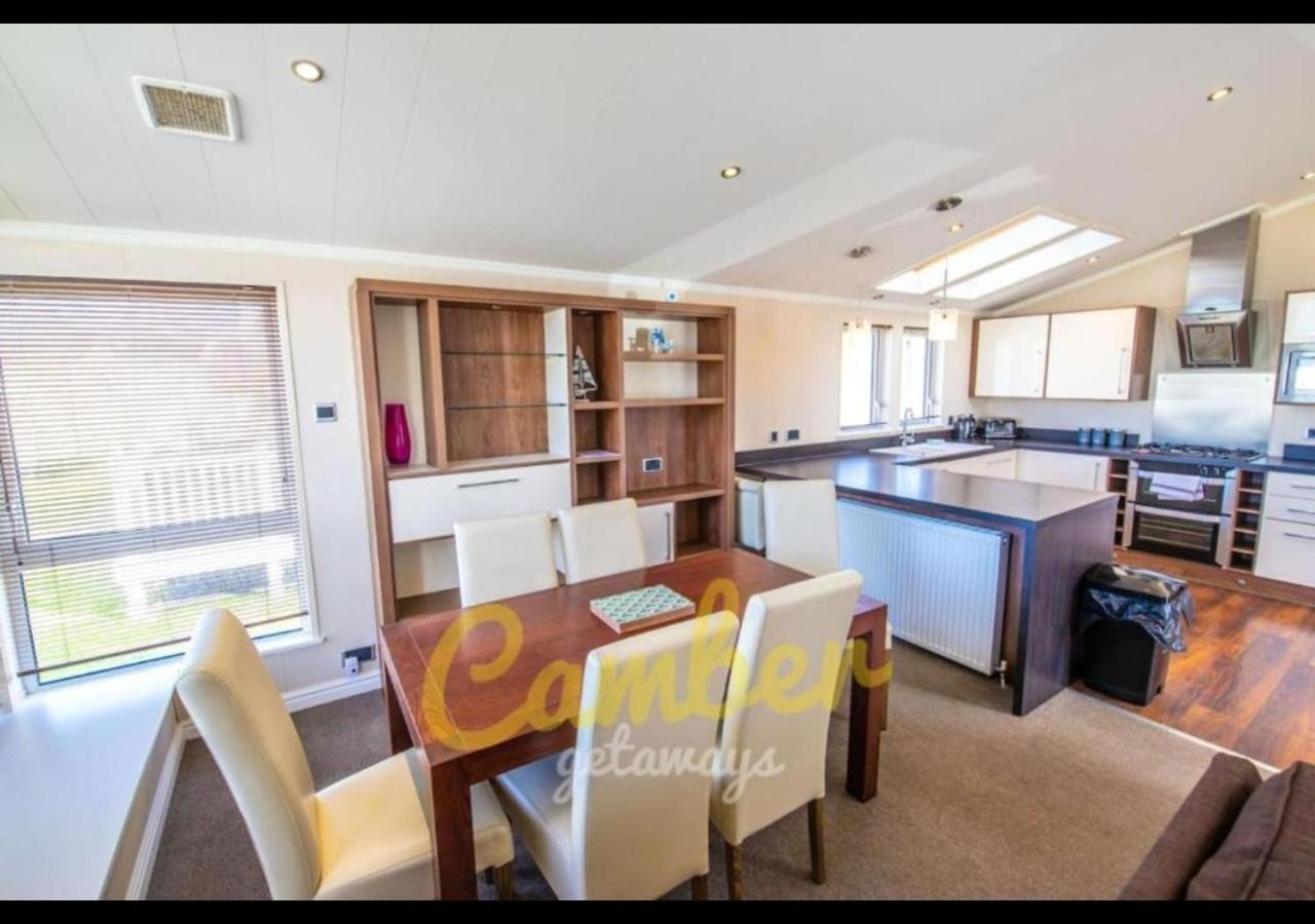Mp768 - Camber Sands Holiday Park - Huge Lodge - Small Dog Friendly - Sleeps 8 Buitenkant foto